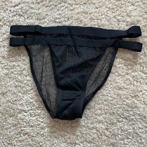 NWOT VS Very Sexy string bikini panty